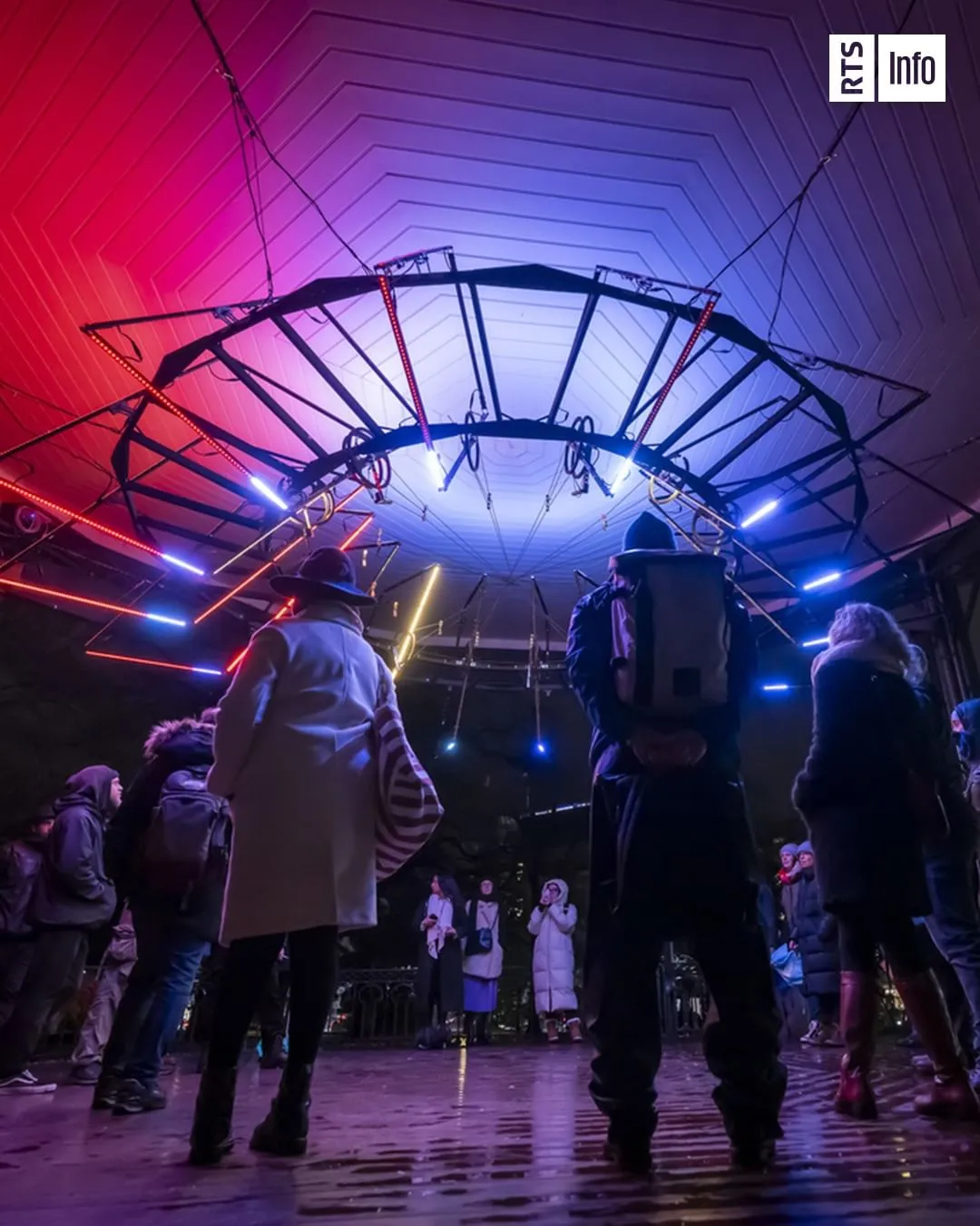 Eclosion: O.V.N.I, by Structurals, for Geneva Lux Festival, 2025 (installation view 1)