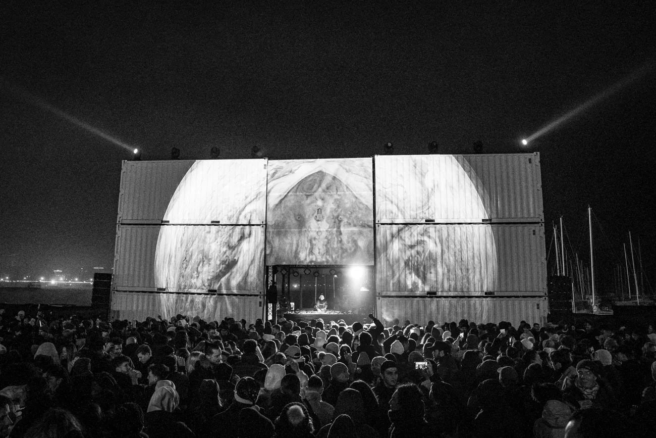 606 - NYE 2024, by Structurals, for City of Geneva, 2025 (installation view 22)