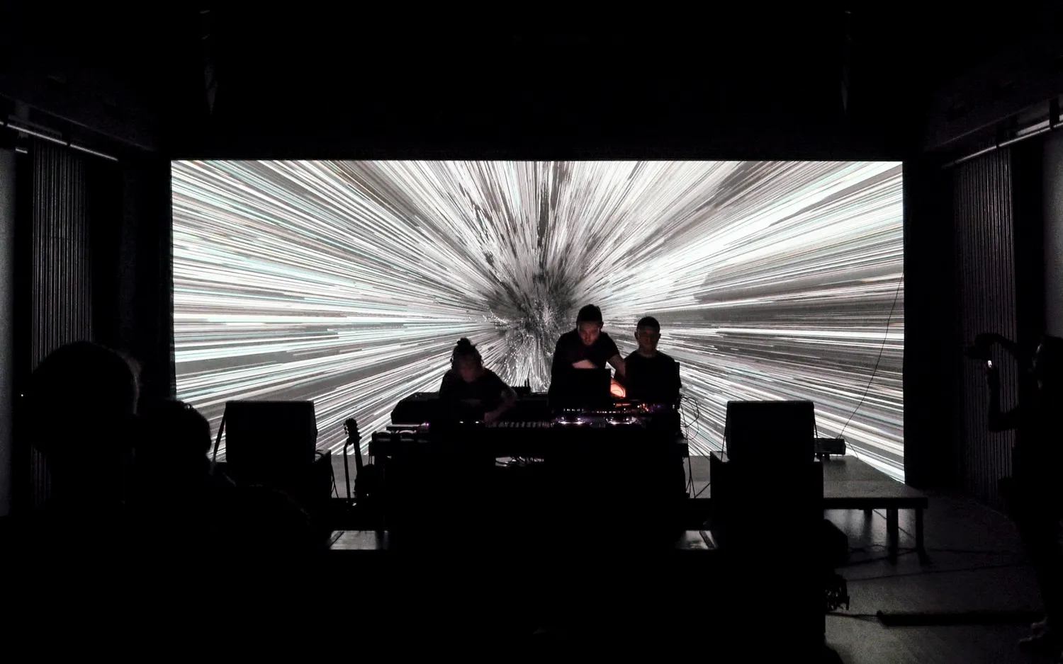Captures - Live A/V, by Structurals, for Echoes of Archs, 2025 (installation view 4)