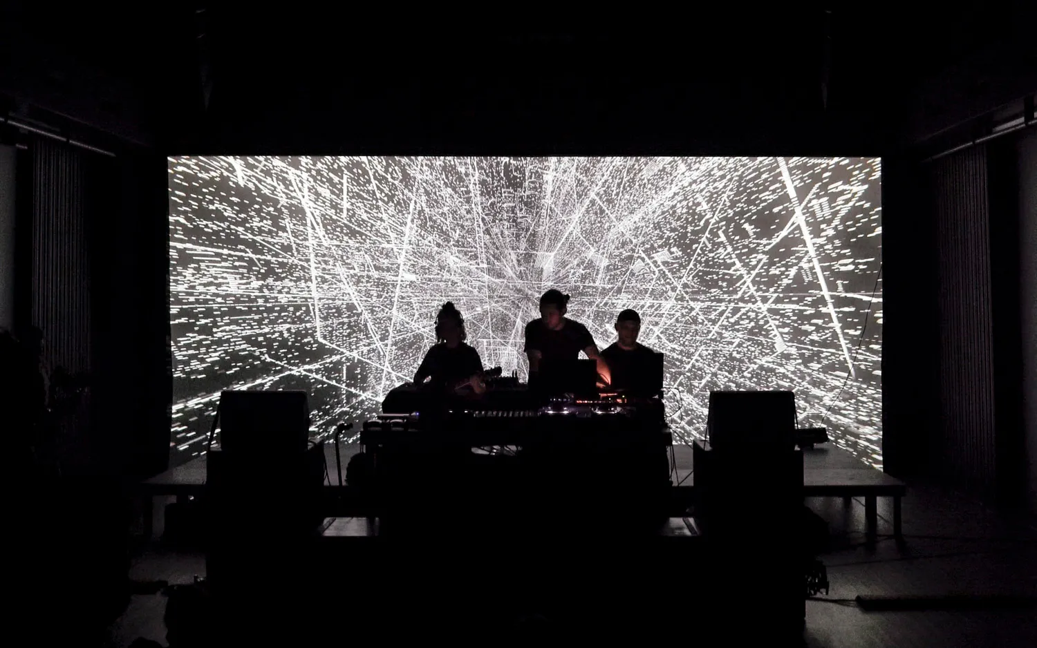 Captures - Live A/V, by Structurals, for Echoes of Archs, 2025 (installation view 9)