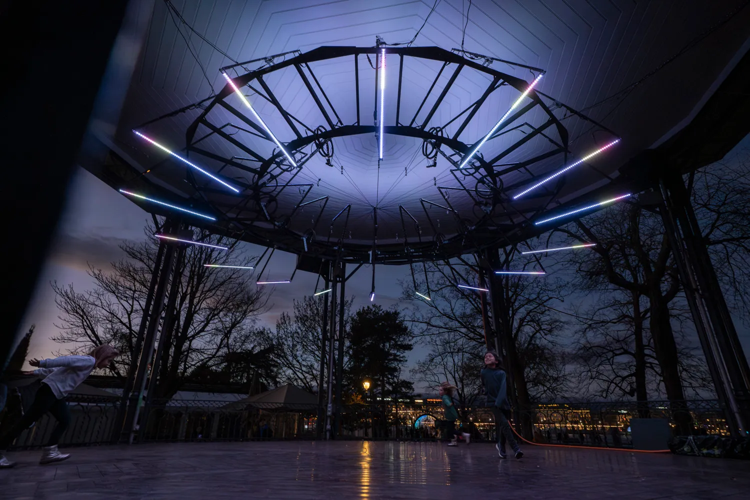 Eclosion: O.V.N.I, by Structurals, for Geneva Lux Festival, 2025 (installation view 3)